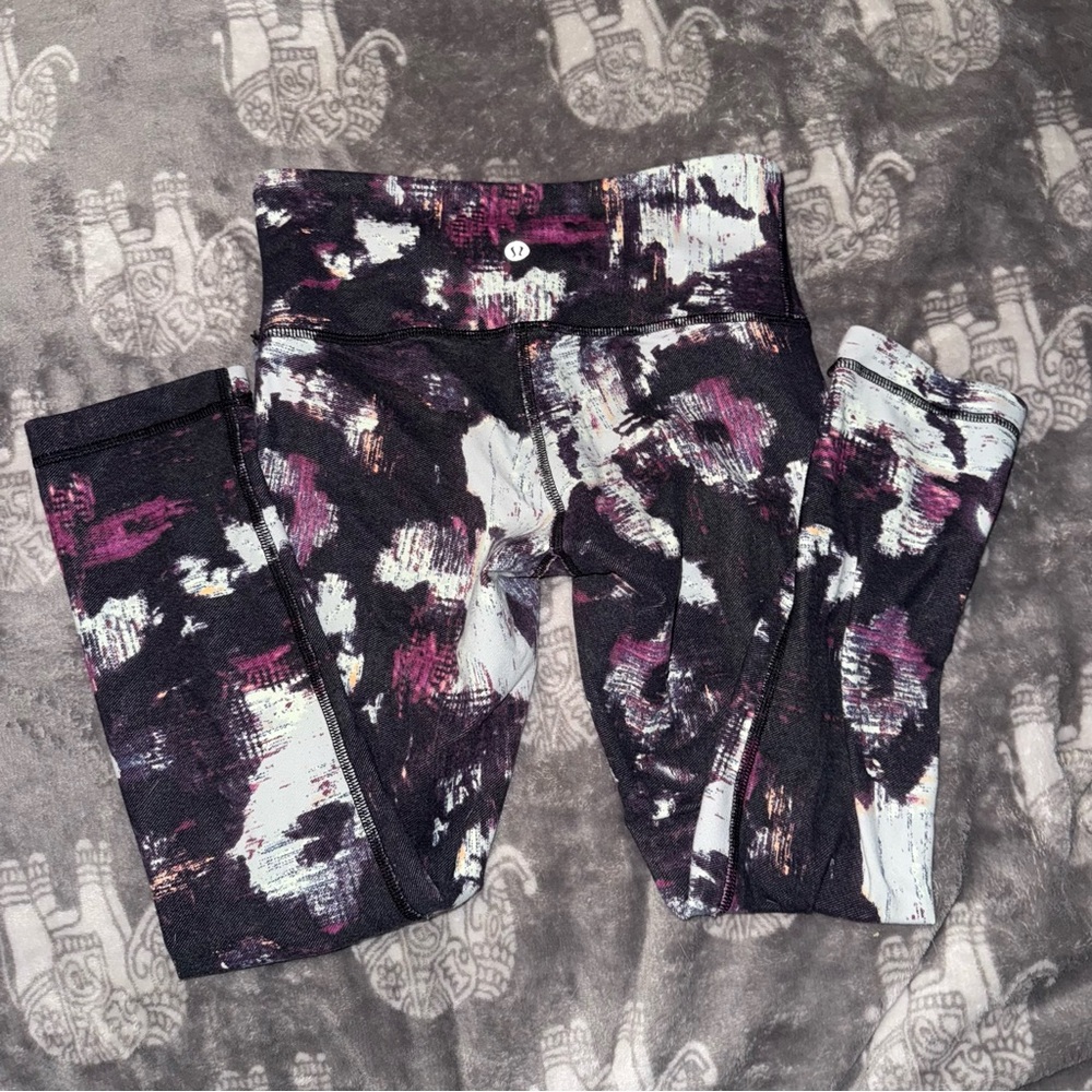 Lululemon athletic Leggings - Picture 1 of 7
